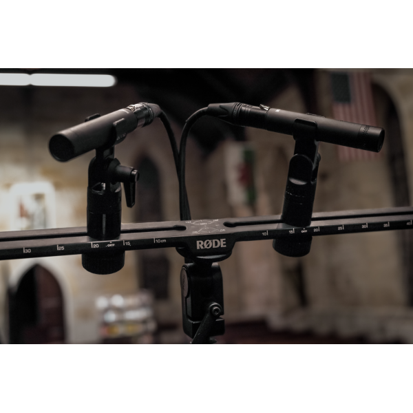 RØDE Stereo Bar sztereó mikrofontartó állványokhoz