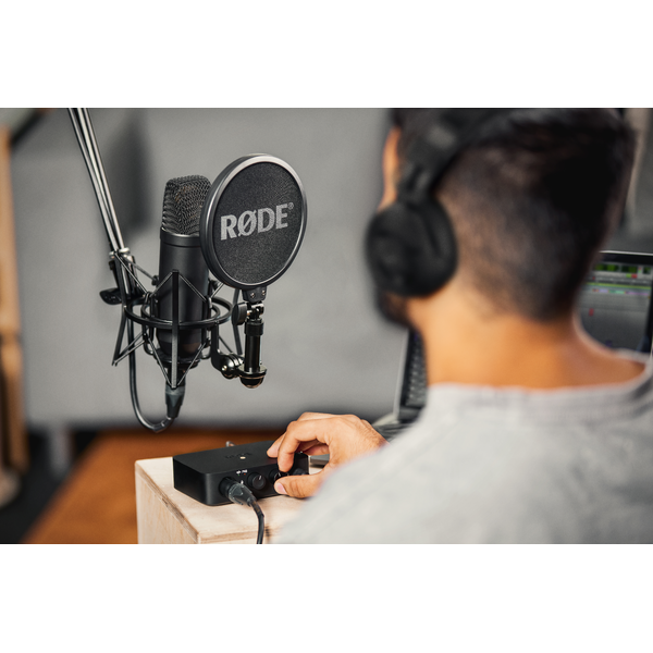 RØDE AI1 USB audio interfész