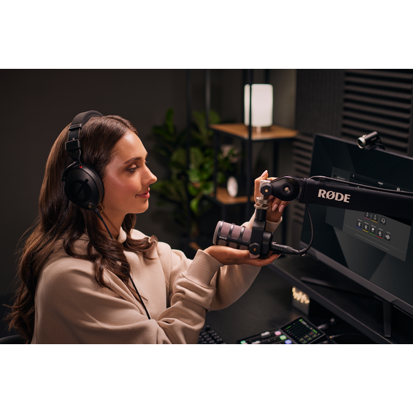 RØDECaster Duo podcast és audio produkciós keverő, fekete