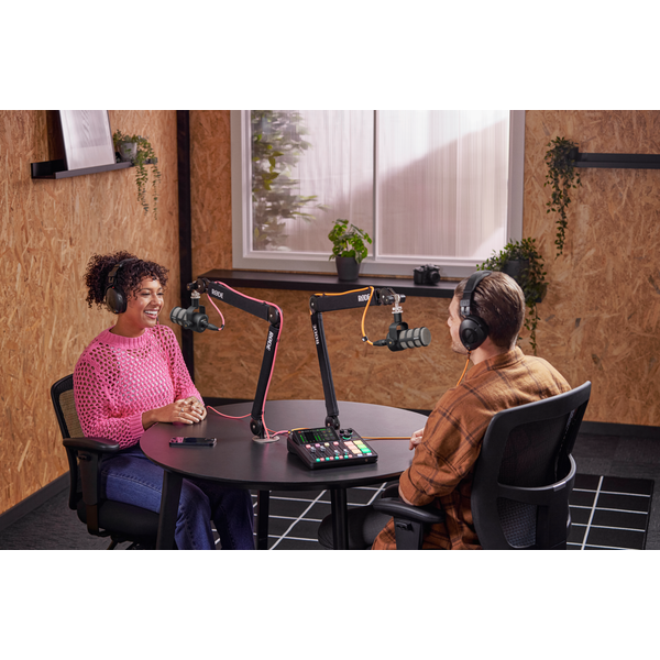 RØDECaster Duo podcast és audio produkciós keverő, fekete