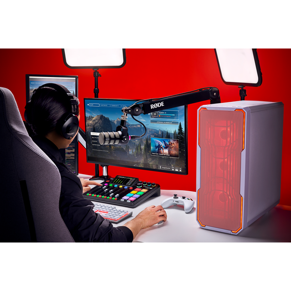 RØDECaster Pro II podcast és audio produkciós keverő, fekete