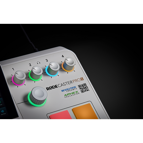 RØDECaster Pro II podcast és audio produkciós keverő, fehér
