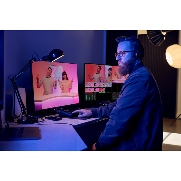 RØDECaster Video integrált videó és hangkeverő RØDECaster Video integrált videó és hangkeverő