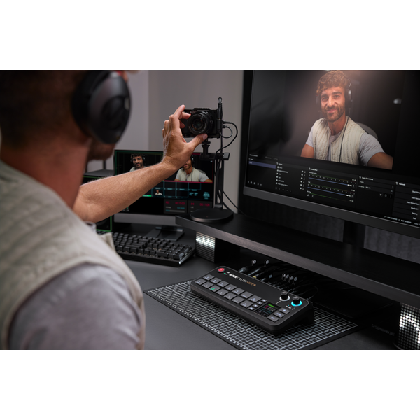 RØDECaster Video integrált videó és hangkeverő RØDECaster Video integrált videó és hangkeverő