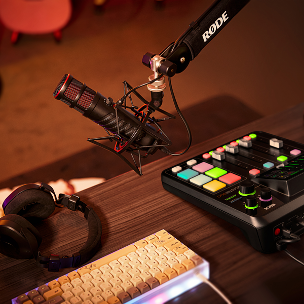 RØDECaster Duo podcast és audio produkciós keverő, fekete