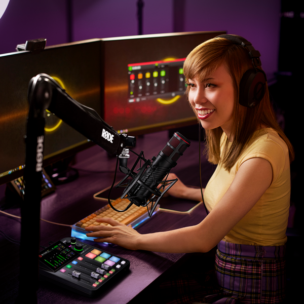 RØDECaster Duo podcast és audio produkciós keverő, fekete