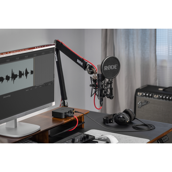 RØDE NT1 GEN5B prémium kondenzátor stúdió mikrofon (XLR / USB), fekete