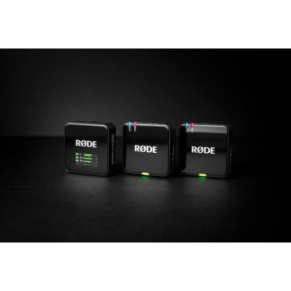 RØDE Wireless GO GEN3 Charge Case+ töltő és tartó tokkal csomagban, fekete