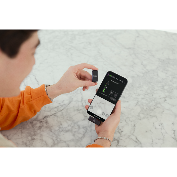 RØDE Wireless Micro Camera Kit két csatornás kompakt vezeték nélküli mikrofon (USB-C), fekete