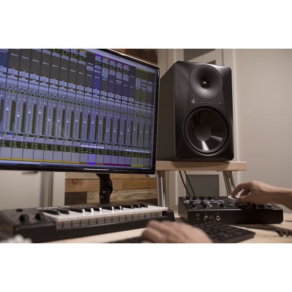 MACKIE MR524 5"-os aktív stúdió monitor